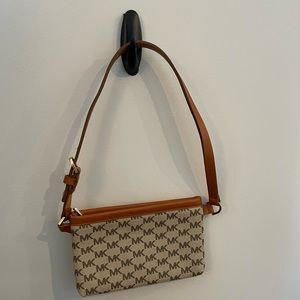 Michael Kors Fanny pack/ Belt bag